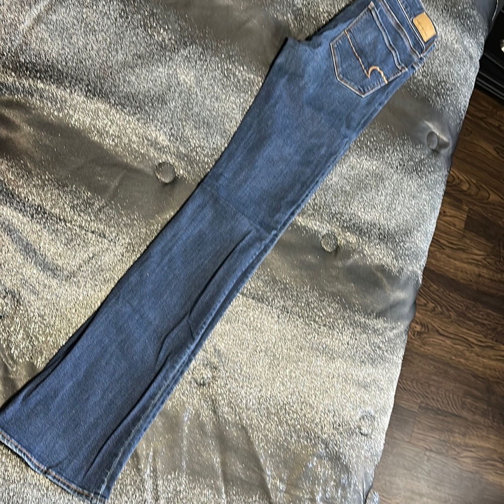 Extra Long Size 4 American Eagle Flare Jeans